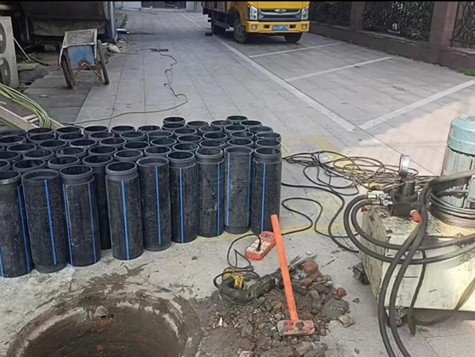 梁平PE置换管厂家 DN315置换管 非开挖管短管置换